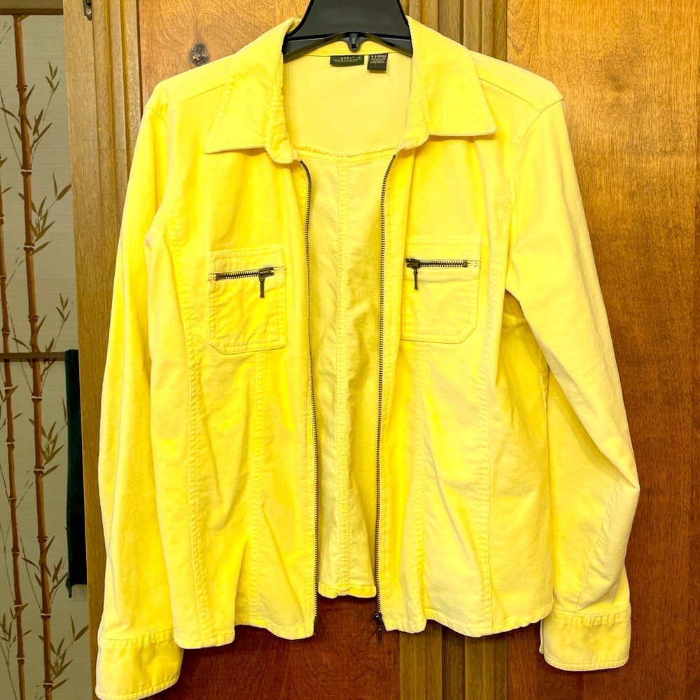 Great northwest XL yellow Jacket